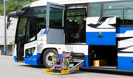 [外観]車いすでの乗降①