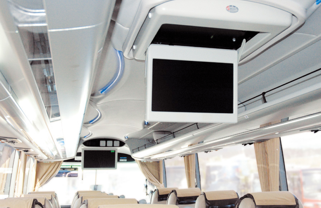 [車内]26/17インチ電動格納液晶モニター